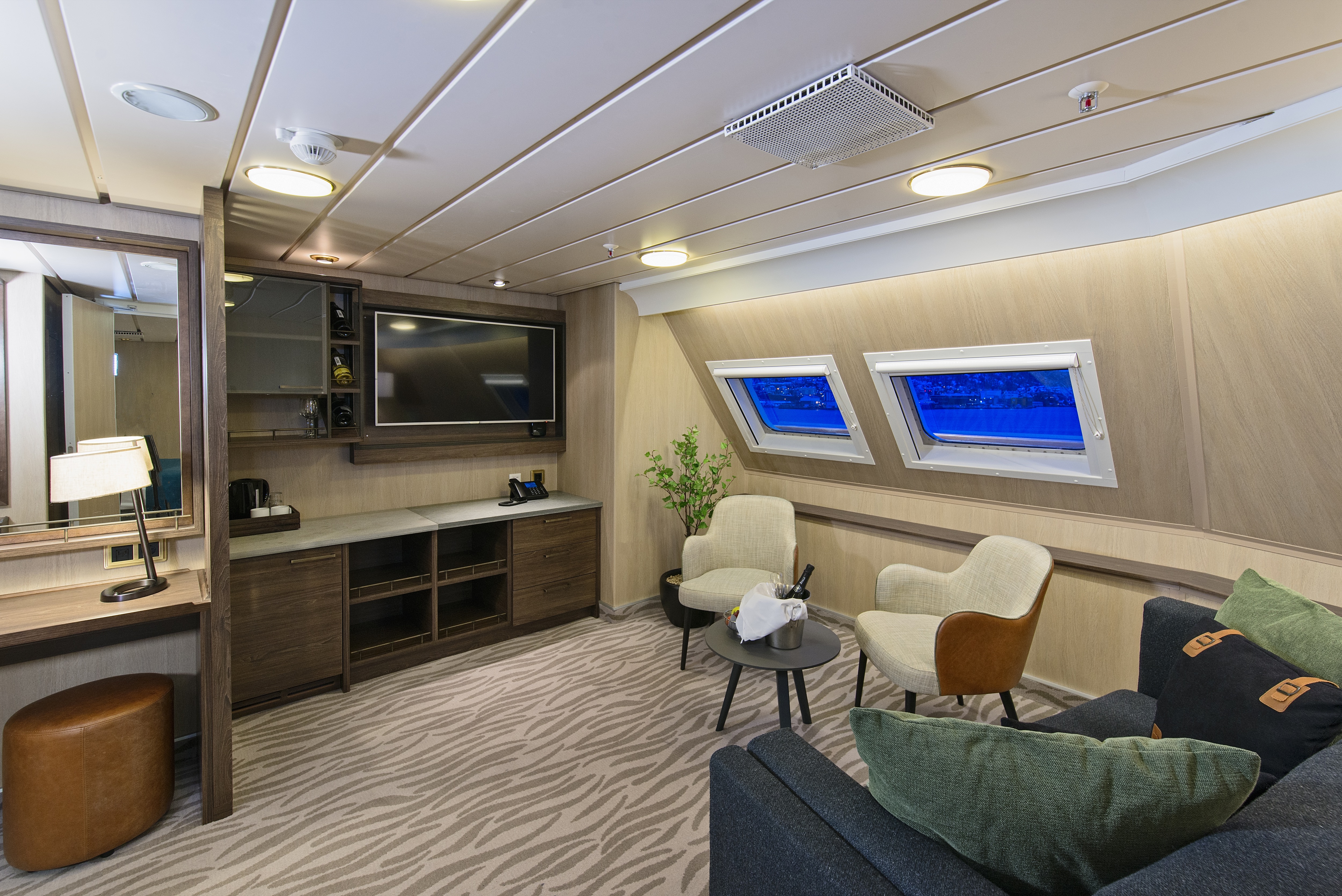 Expedition Suite | Suite for up to 4 people
